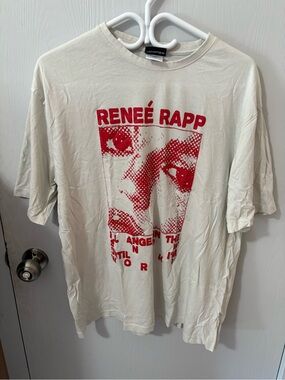 RENÉE RAPP Graphic Tee - white with Red Print size large